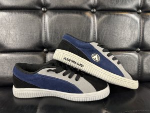画像1: *[アウトレット]Air Walk One OG "CRUNCH"  (Black/Navy/Grey) 9.5 (1)