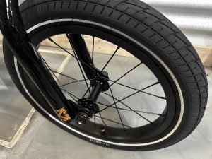 画像3: [KIDS] 2026 FIT Misfit 16 [16"Wheel] Gloss Black (3)