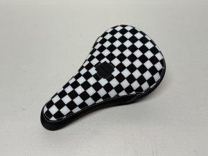 画像1: Cult x Vans Pivotal Slip-On Seat [B&W Checkerboard] (1)