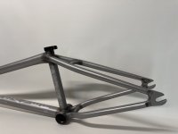 画像3: WeThePeople Doomsayer Frame [20.5"TT] Matt Translucent Grey