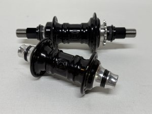 画像1: Profile Mini Front&Cassette Hub Set [RHD/14mm-Ti/9T-Ti] Black (1)
