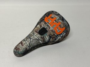 画像1: Cult Real Tree Pivotal Seat  (1)