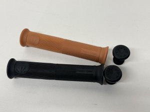 画像2: Cult Purgatory Grips (2)