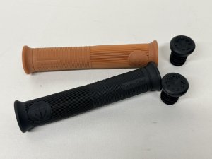 画像1: Cult Purgatory Grips (1)