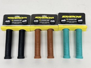 画像1: ODI Stay Strong Lion Heart Grip (1)