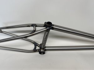 画像4: Cult Chase Dehart Sig Frame [20"TT] Matt Clear Raw (4)