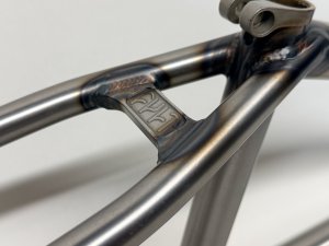 画像5: Cult 2Short IC Frame [20"TT] Matt Clear Raw (5)
