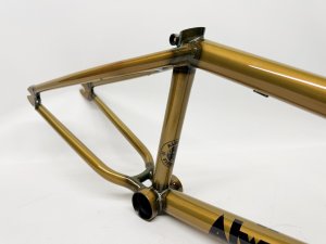 画像3: Fiend Reynolds V4 Frame [20.5"TT] Trans Gold (3)