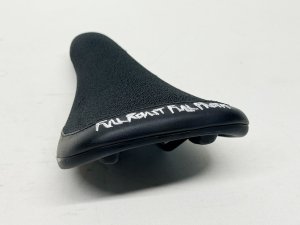 画像3: Volume Paul Thoelen Full Roast Rail Seat (3)