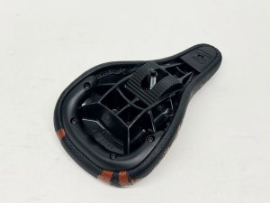 画像4: Odyssey MA Nightwolf Pivotal Seat (4)