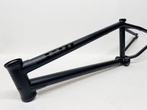 画像1: Kink Tactic Frame [20.75"TT] Matt Midnight Black (1)
