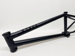 画像1: Kink Tactic Frame [20.5"TT] Matt Midnight Black (1)