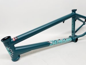 画像1: Sunday Darkwave Frame [20.75"TT] Matt Pine Green (1)