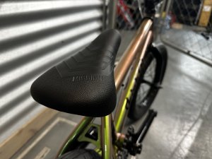 画像4: [KIDS] 2026 Kink Carve 16 [16"Wheel] Patina Green (4)