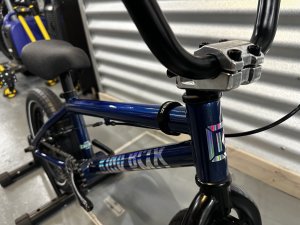 画像2: [KIDS] 2026 Kink Pump 14 [14"Wheel] Digital Blue (2)