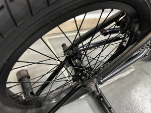 画像3: [KIDS] 2026 Kink Kicker 18 [18"Wheel] Gunmetal Gray (3)