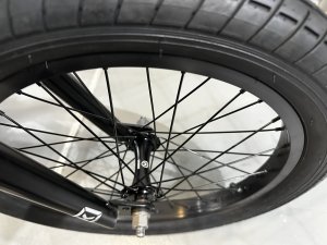 画像2: [KIDS] 2026 Kink Kicker 18 [18"Wheel] Gunmetal Gray (2)