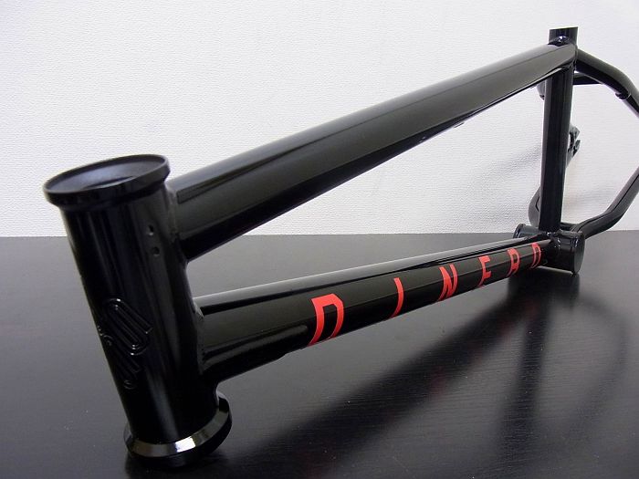 united dinero frame