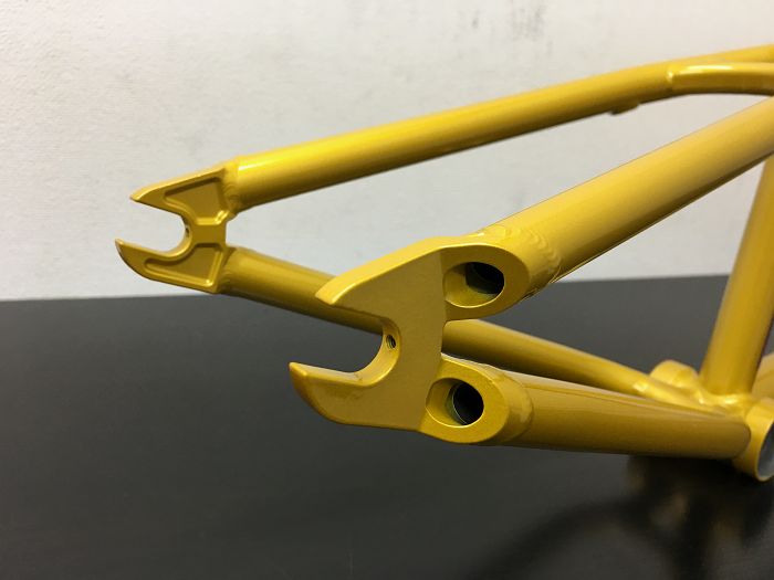kink titan frame