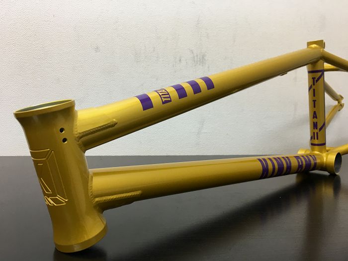 kink titan frame