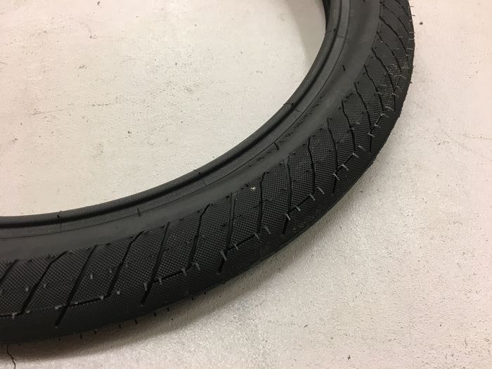 duo svs tire