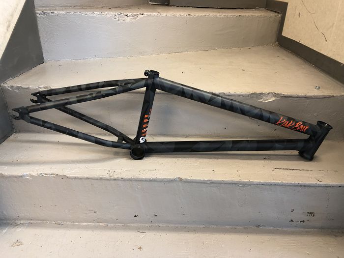 kink sxtn frame