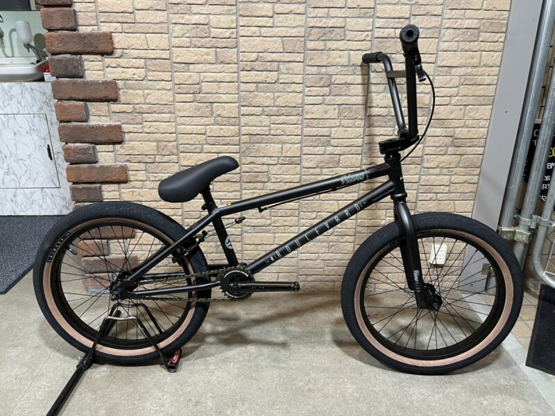 OLD BMX 1ピースクランクセット フラットペダル付き ブラック