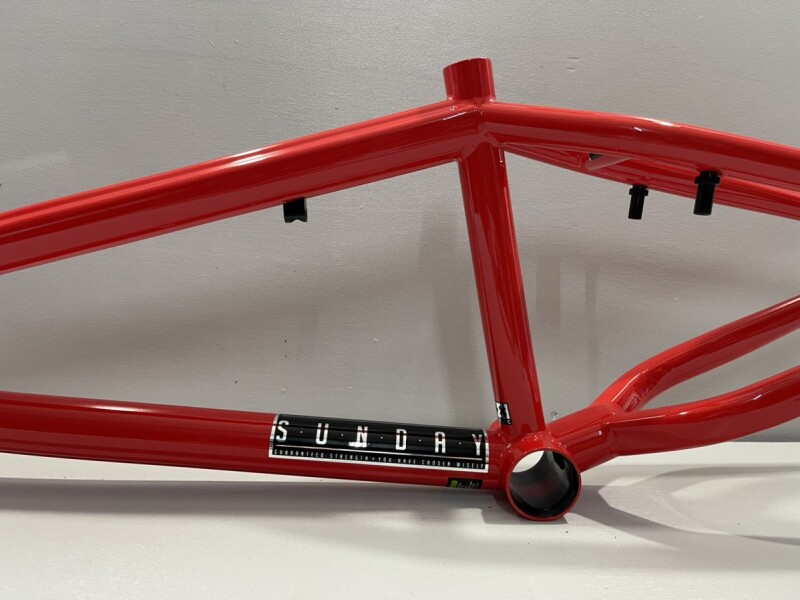 人気ブランドの新作 専用 SUNDAY FRAME - パーツ - alrc.asia