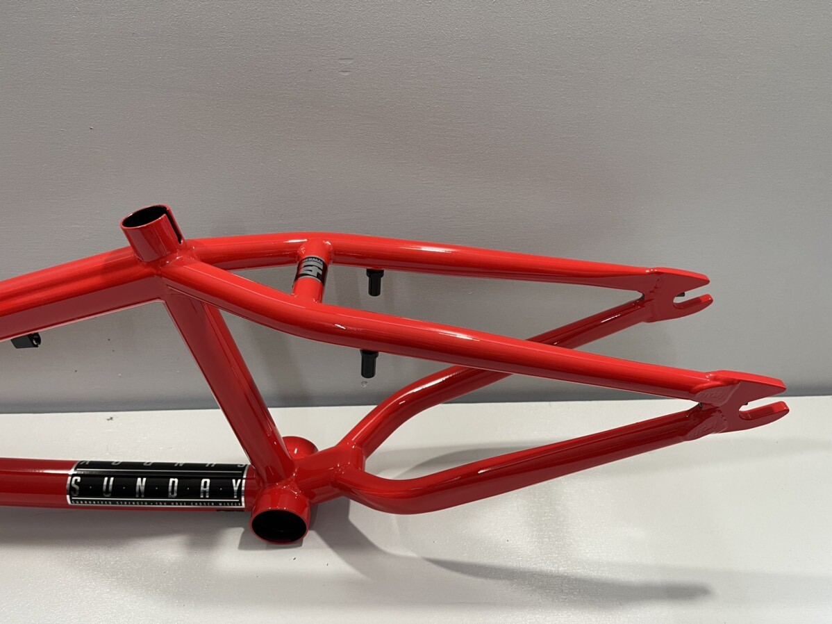 人気ブランドの新作 専用 SUNDAY FRAME - パーツ - alrc.asia