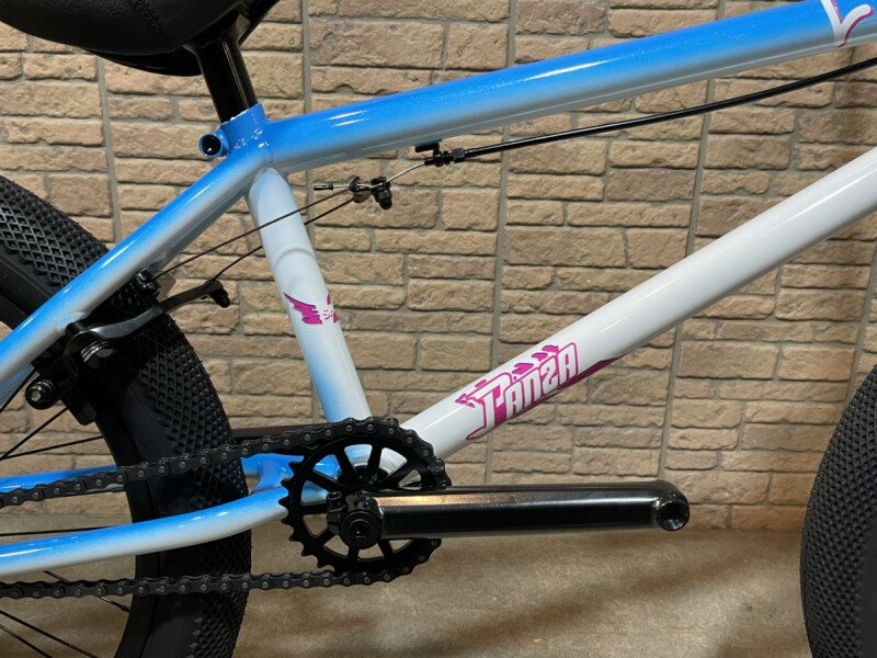2022 Cult Devotion Bike [21