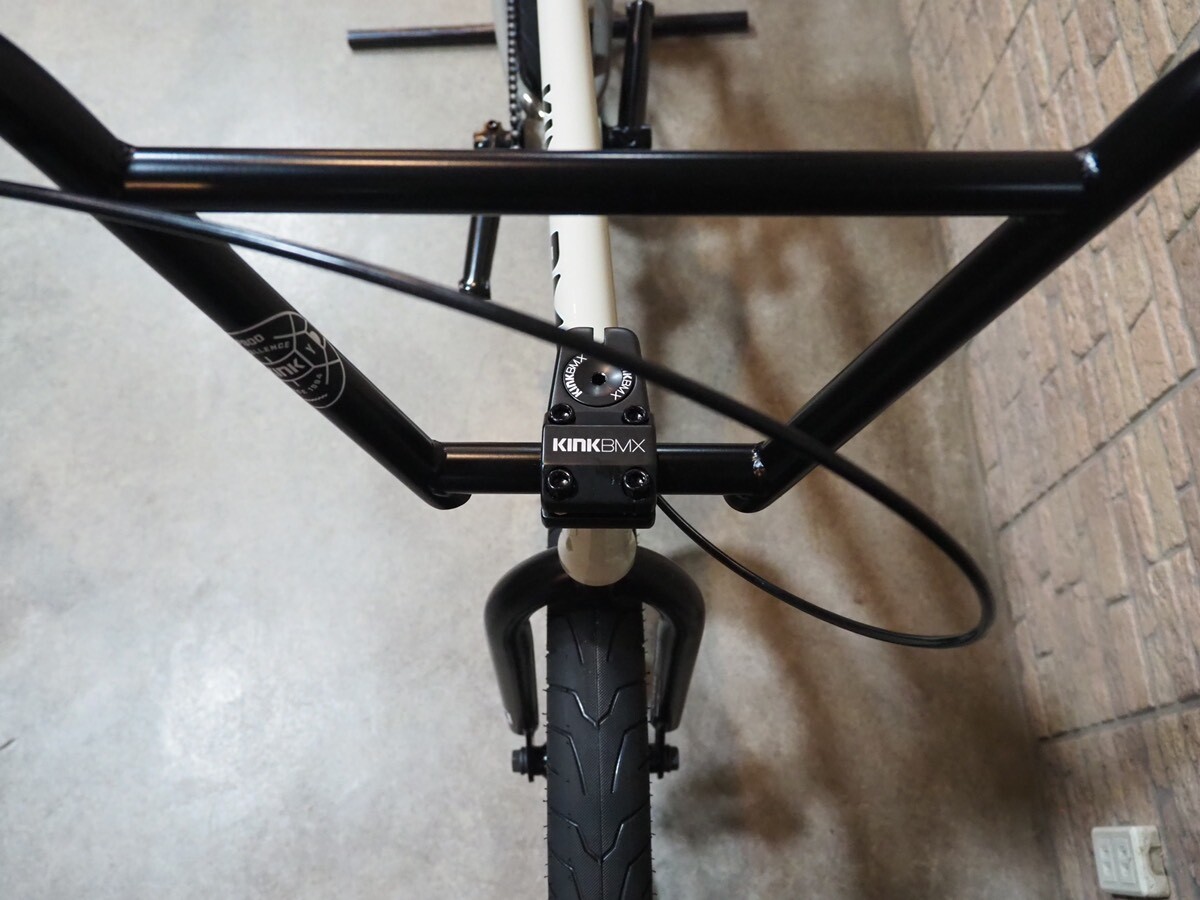 2023 Kink Switch [20.75"TT] Gloss Gravity Grey BMX SHOP CAVE