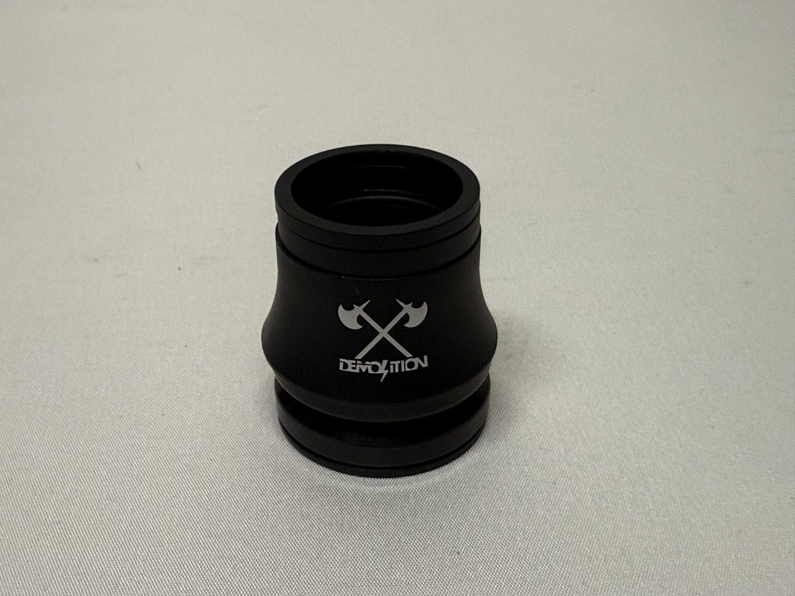 DEMOLITION BMXクッション 黒 新品未使用品 DEMOLITION BMXクッション 黒 新品未使用品