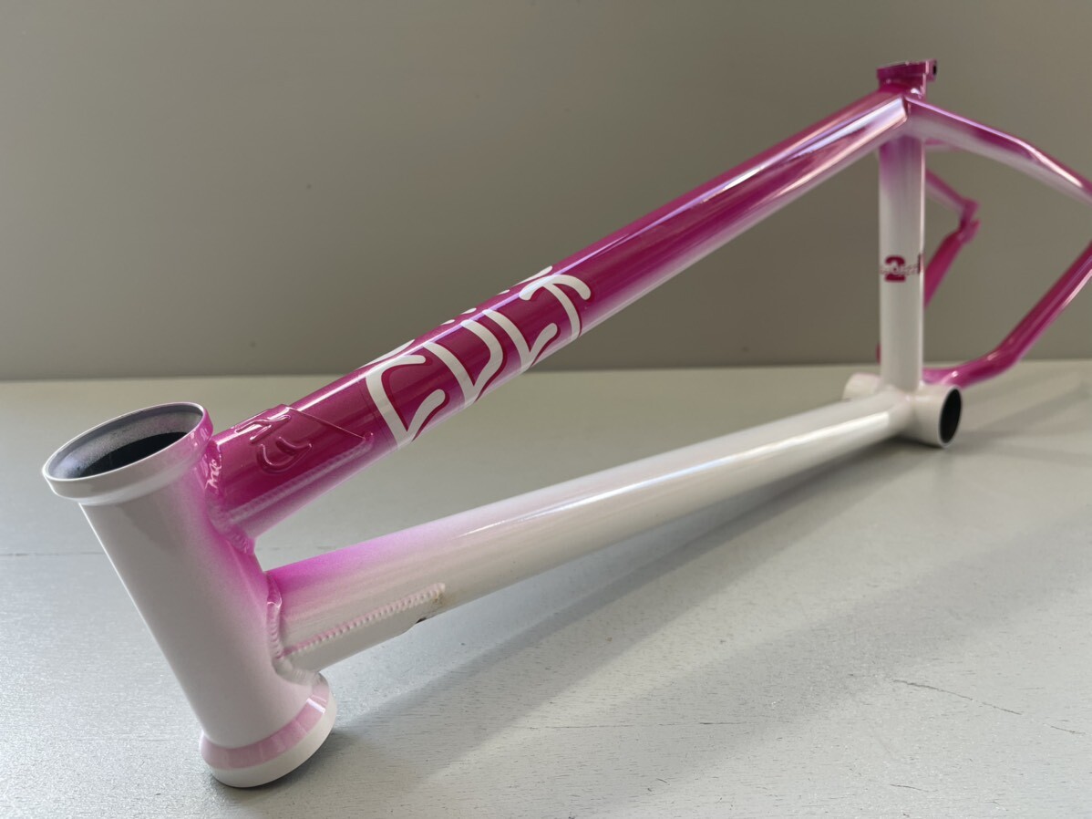 Cult 2Short IC Frame [Panza Pearl White/Pink] - BMX SHOP CAVE